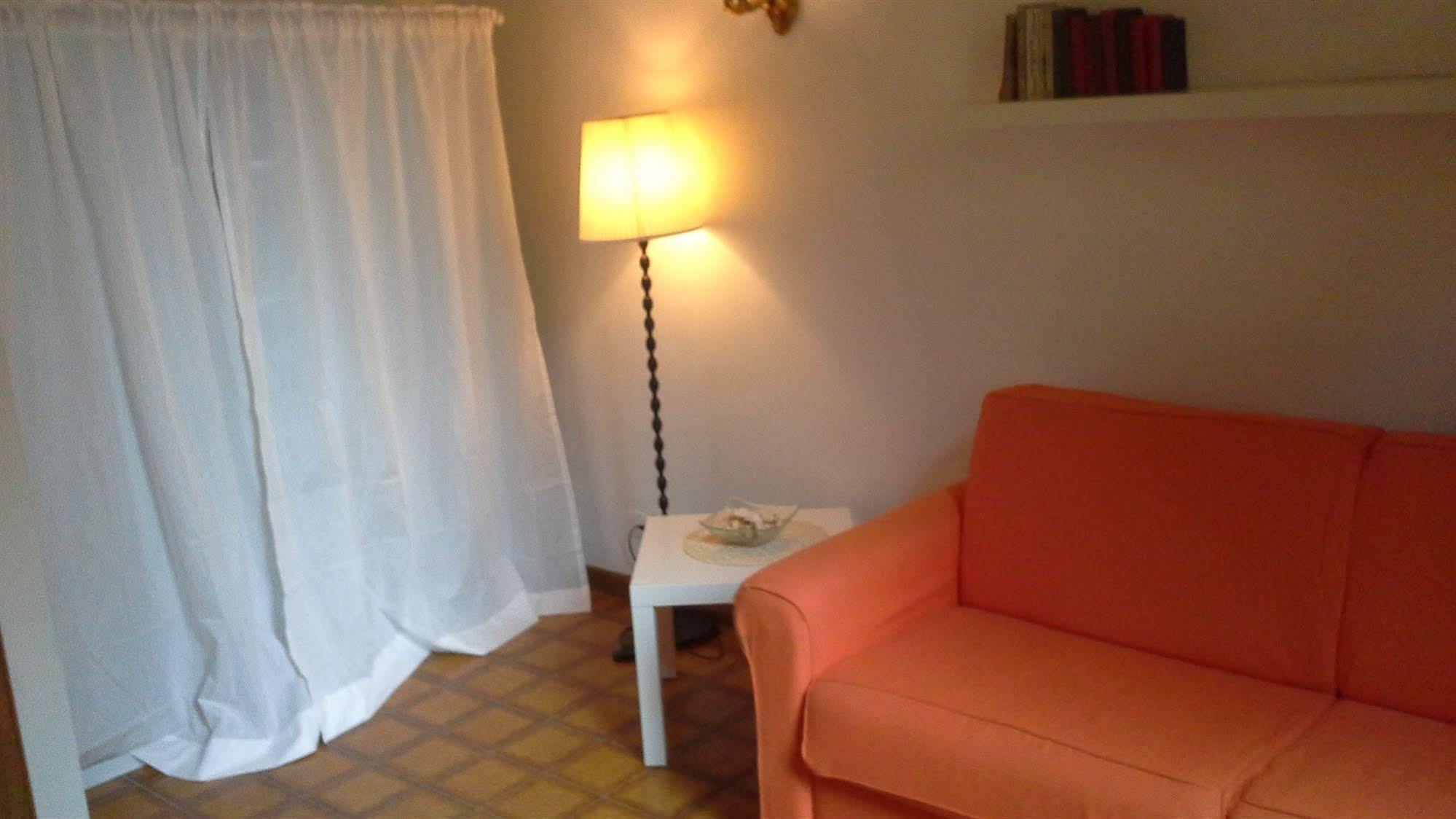 Liv'In Roma Campo Dei Fiori Apartment Exterior photo